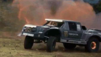 国产坦克皮卡视频,硬核性能与越野风采尽展无遗