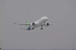 国产飞机迎来首飞视频,国产飞机首飞成功！见证中国航空工业新篇章