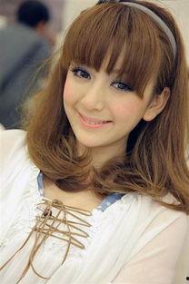 国产网络红人写真视频,国产写真视频中的时尚演绎